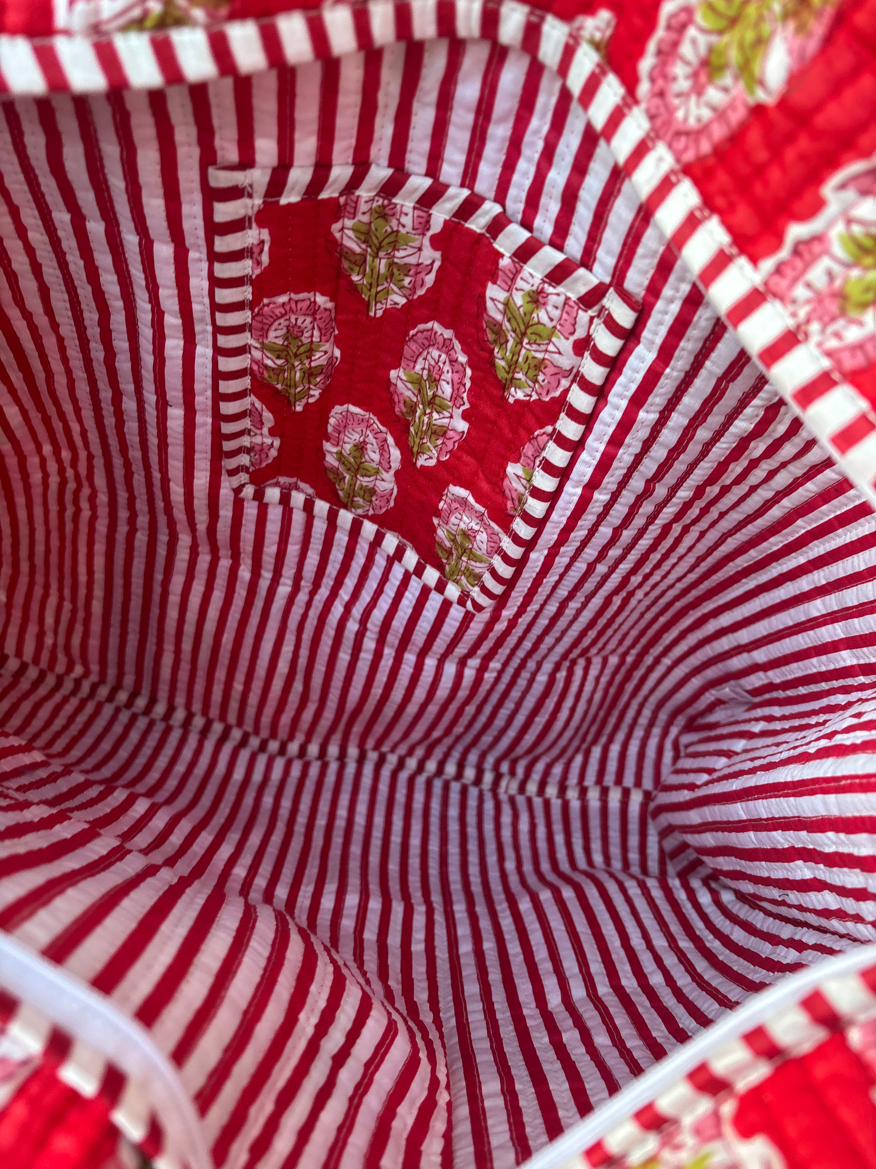 The EVERYTHING BLOCK PRINT TOTE - CHERRY